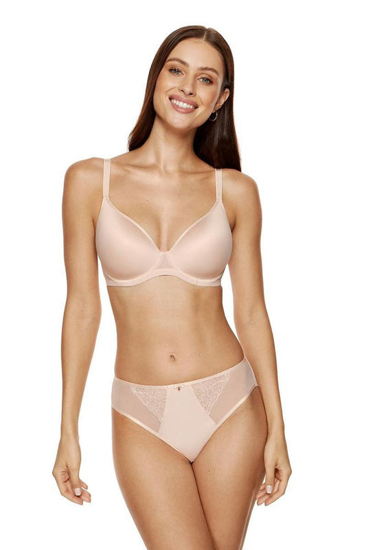Smooth Classic Padded Bra Beige Gently Lifts The Bust Seamless Cups On The inside Reinforced Double Layer Of Tulle On The Sides And Back